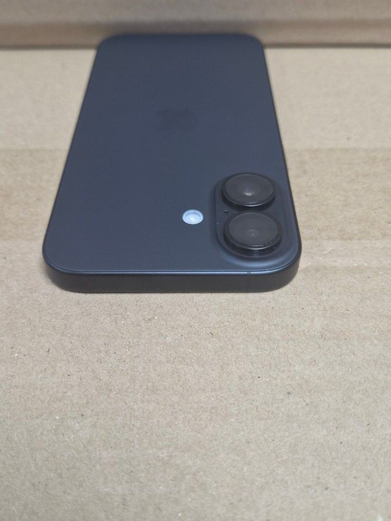 Apple iphone 16 128gb Код:01-201177494. Изображение 6