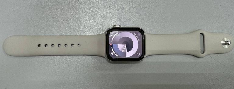 Apple watch se 2 gps 40mm aluminum case with sport