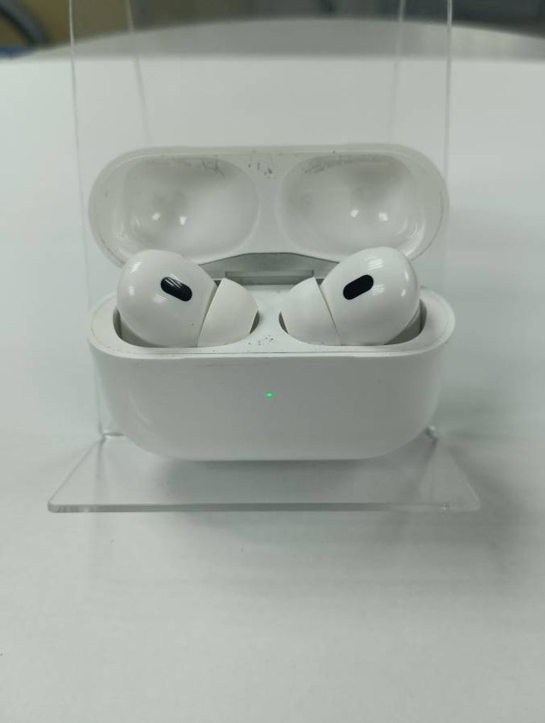 Apple AirPods Pro 2nd generation (MQD83)