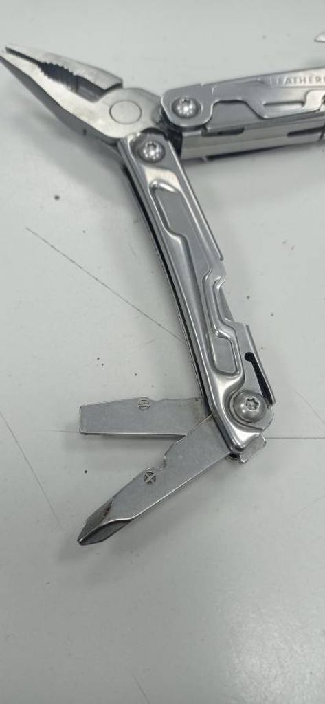 Leatherman rev