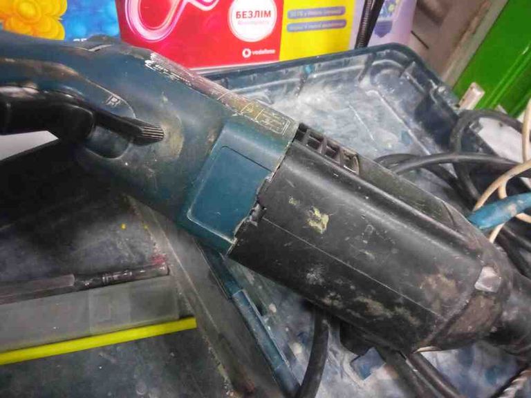 Оголошення Bosch gbh 2-24 dsr 620вт Б/У