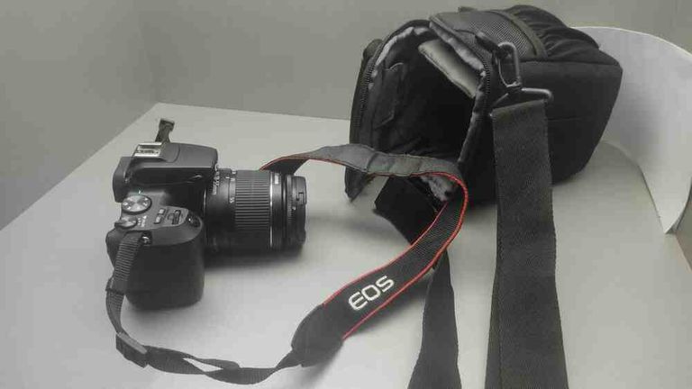 Купити Canon EOS R50 kit RF-S 18-45mm IS STM + RF-S 55-210mm IS STM Black (5811C034) Б/У