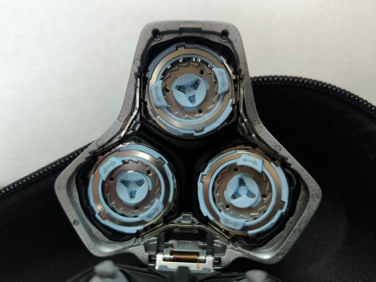 Розпродаж Philips shaver series 5000 s5889, продавець Техноскарб