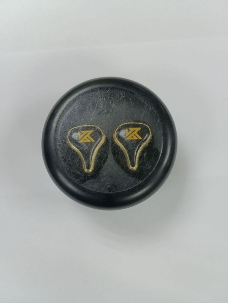 Купить Kz sk10 pro Б/У