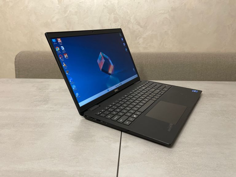 Дешево Ноутбук Dell Latitude 3520, 15,6" FHD IPS, i5-1135G7, 16GB, 256GB SSD з ломбарду