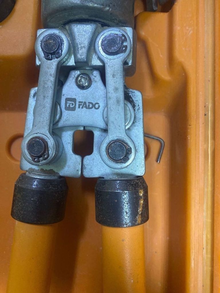 Оголошення Fado без моделі Б/У