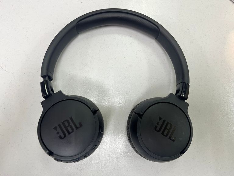 Оголошення Jbl tune 670nc Б/У