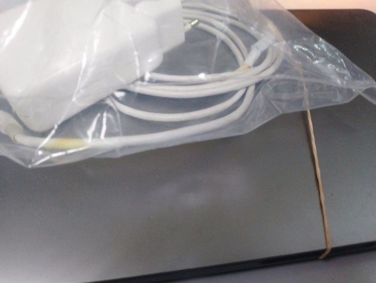 Дешево Apple macbook pro/13.3/ core i5 1,4ghz/ ram8gb/ ssd256gb/ iris plus 645/ retina, truetone, touch bar з ломбарду