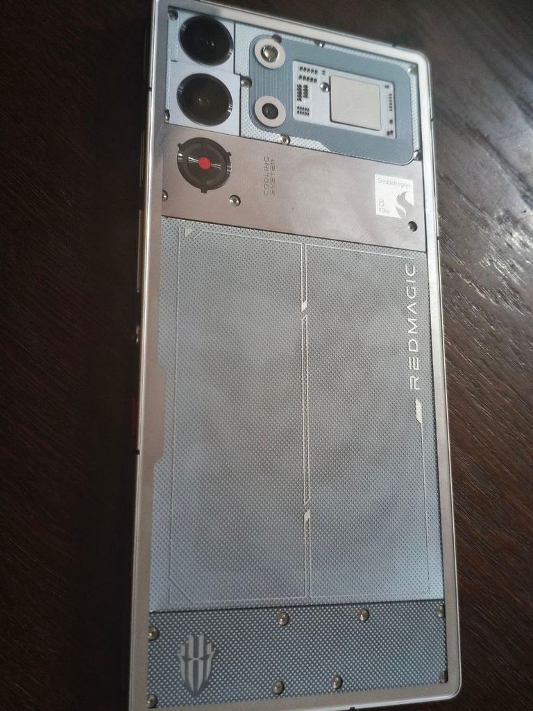 Оголошення Redmagic 10 pro 16/512 Moonlight + БОНУС ІГРОВИЙ СЕТ Б/У