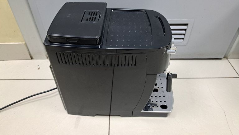 Дешево Delonghi Magnifica S ECAM 22.110.B з ломбарду