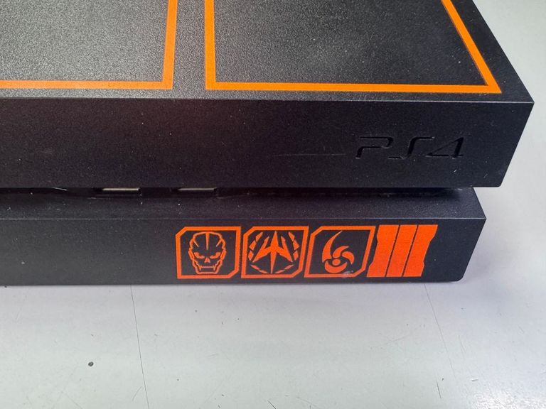 Дешиво Sony playstation 4 1tb с ломбарда