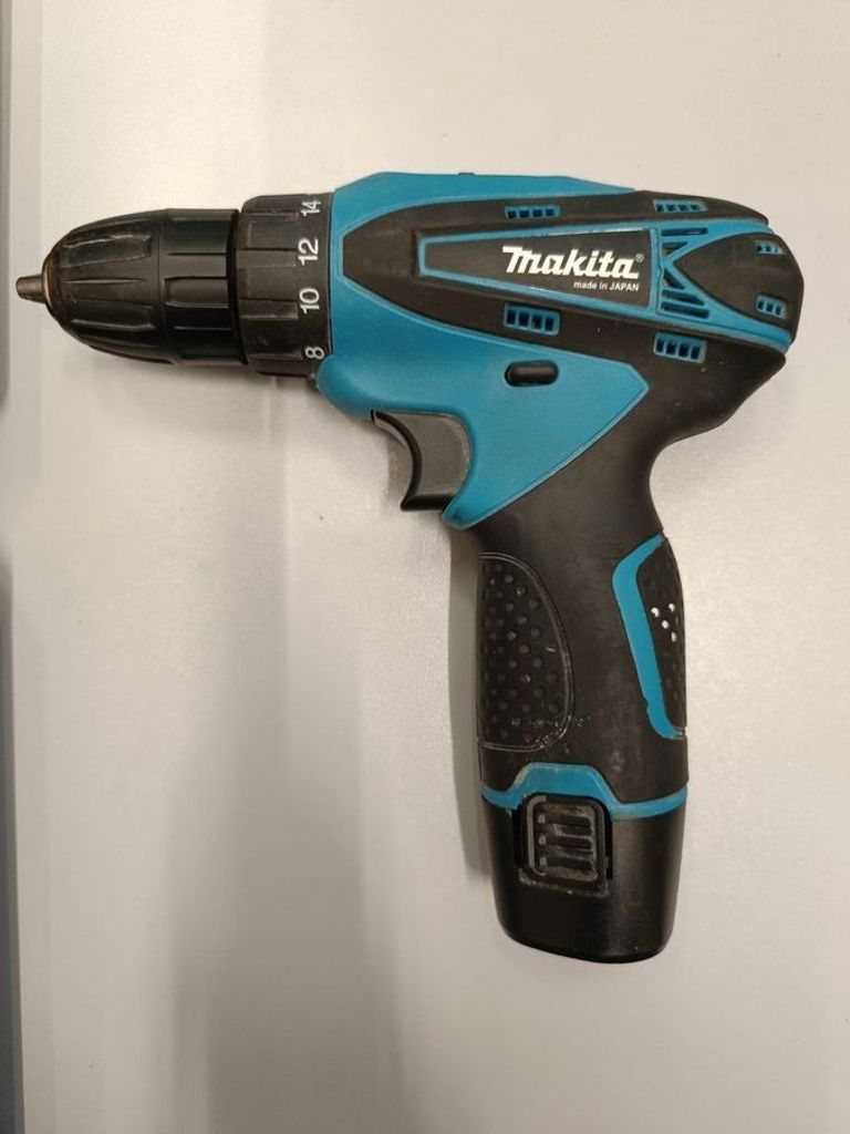 Купити Makita Копія 2акб зп набір Б/У