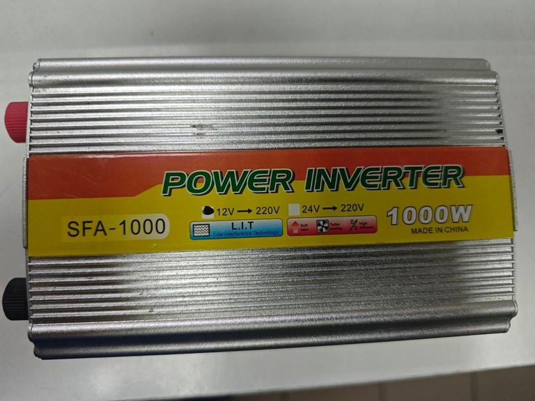 Дешиво Power Inverter sfa-1000 с ломбарда