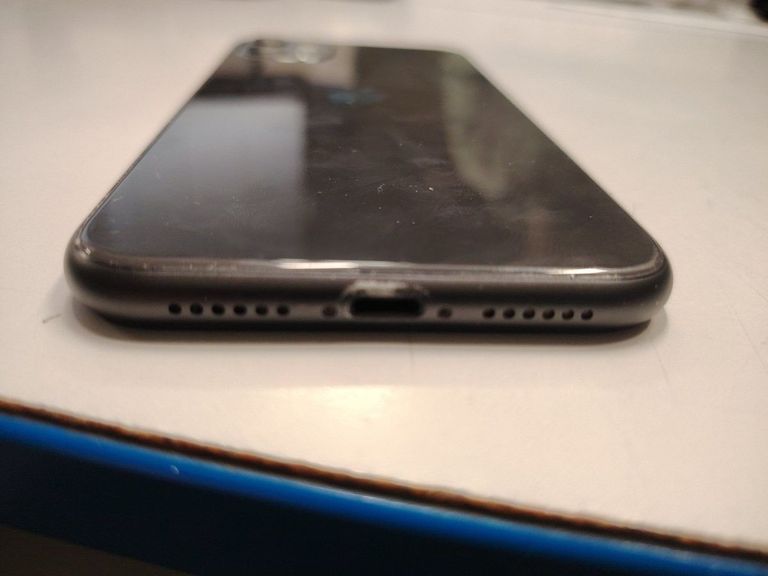 Дешево Apple iPhone 11 64GB White (MWL82) з ломбарду