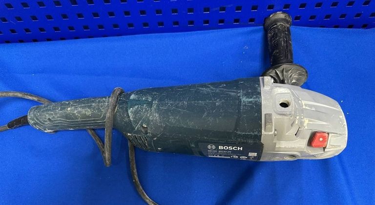 Дешево Bosch GWS 2200 (06018C1320) з ломбарду