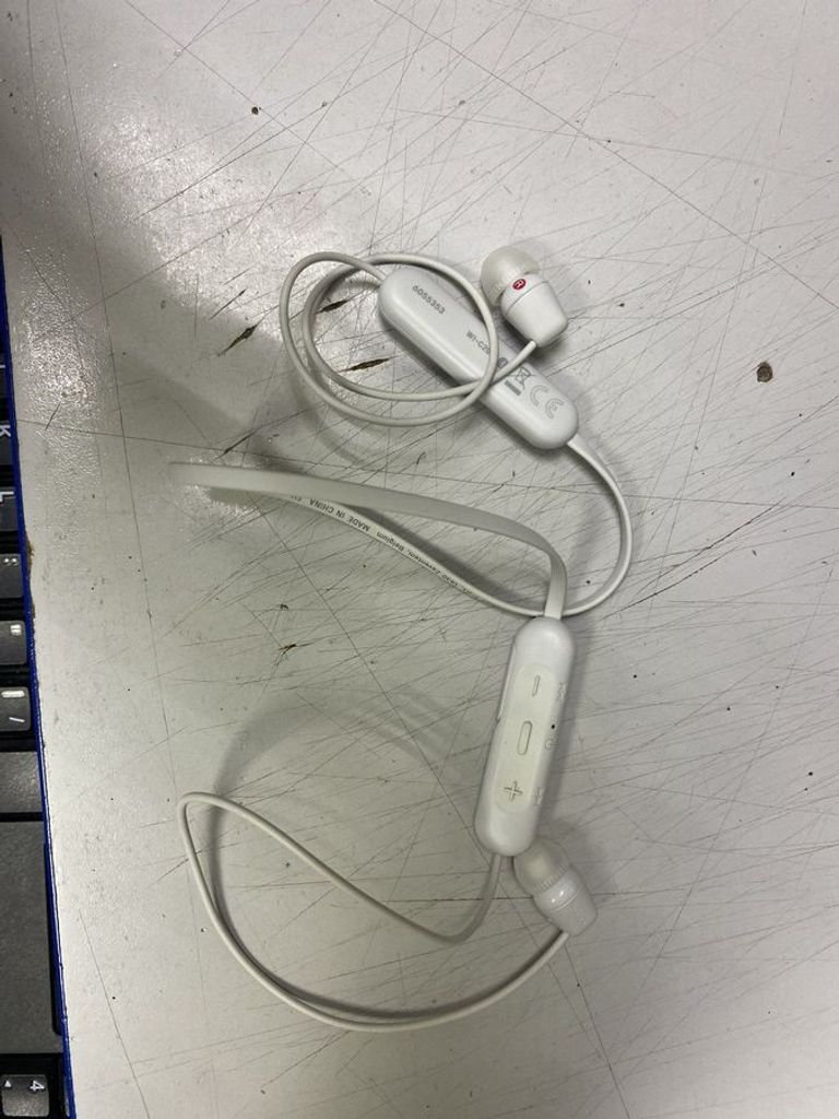 Объявление Sony wi-c200 Б/У