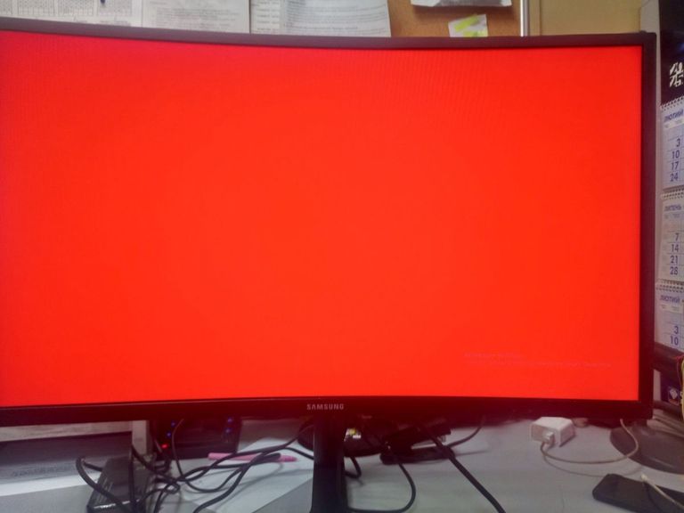 Дешиво Samsung c27fg73 с ломбарда