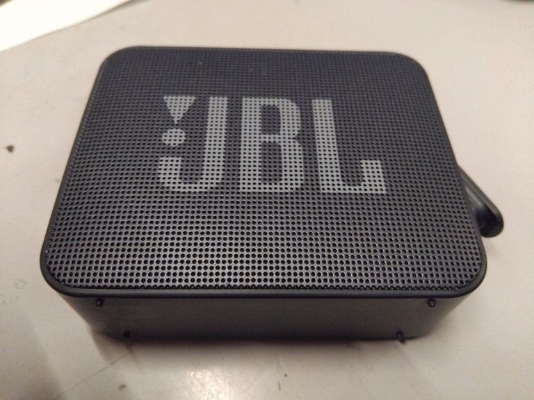 Объявление Jbl go essential Б/У
