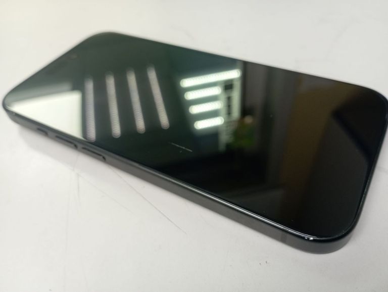 Дешево Apple iphone 15 128gb esim з ломбарду