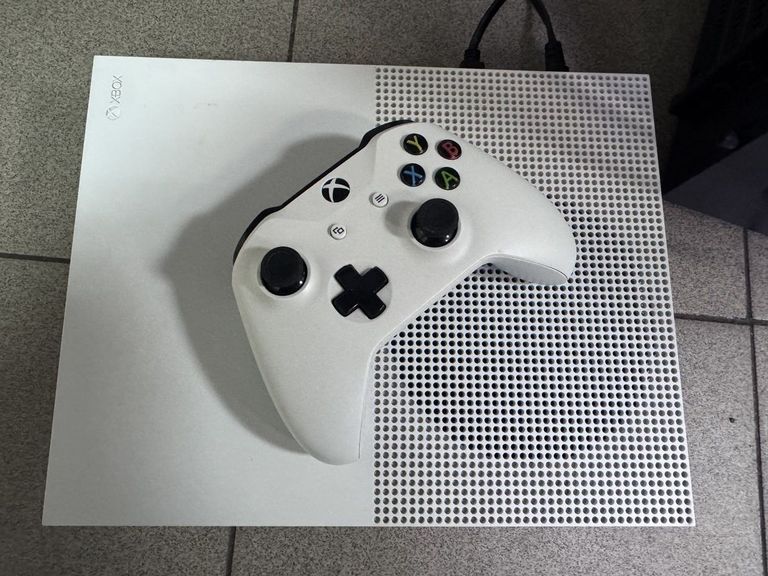 Объявление Microsoft xbox one s all-digital edition 1tb Б/У