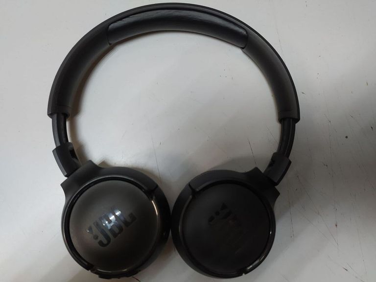 Купити Jbl tune 500bt Б/У