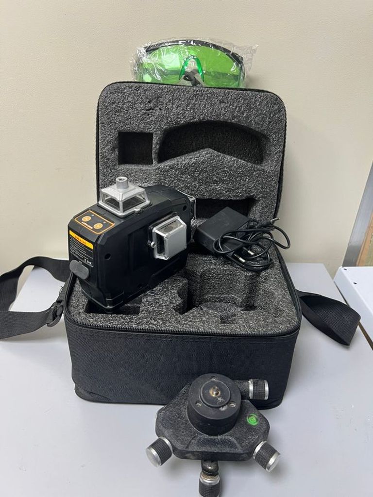 Дешево Deko DKLL12PB1 з ломбарду