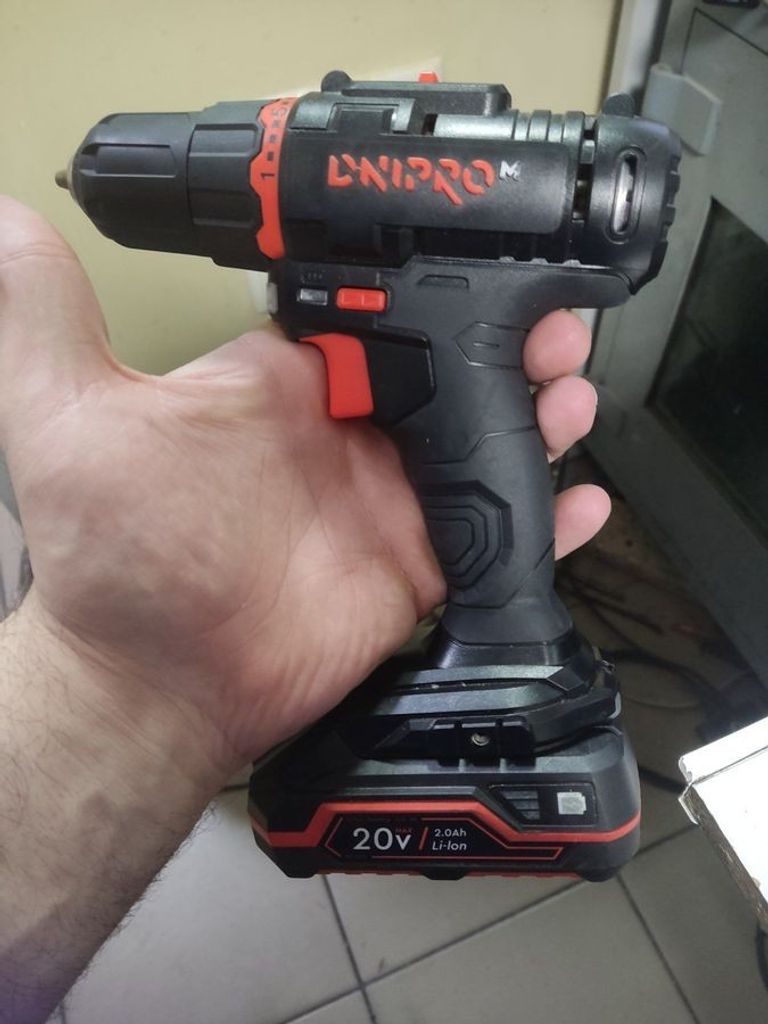 Оголошення Dnipro-M cd-218 1акб 2ah зп Б/У