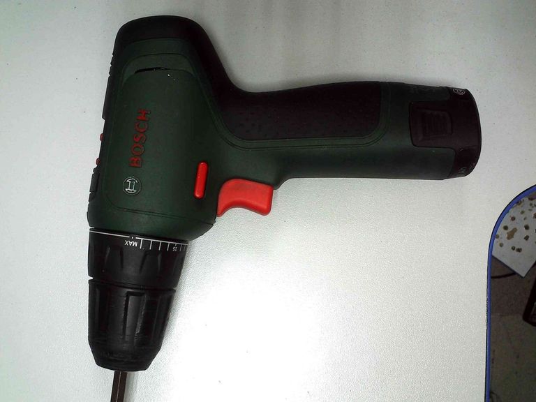 Купити Bosch easydrill 1200 Б/У