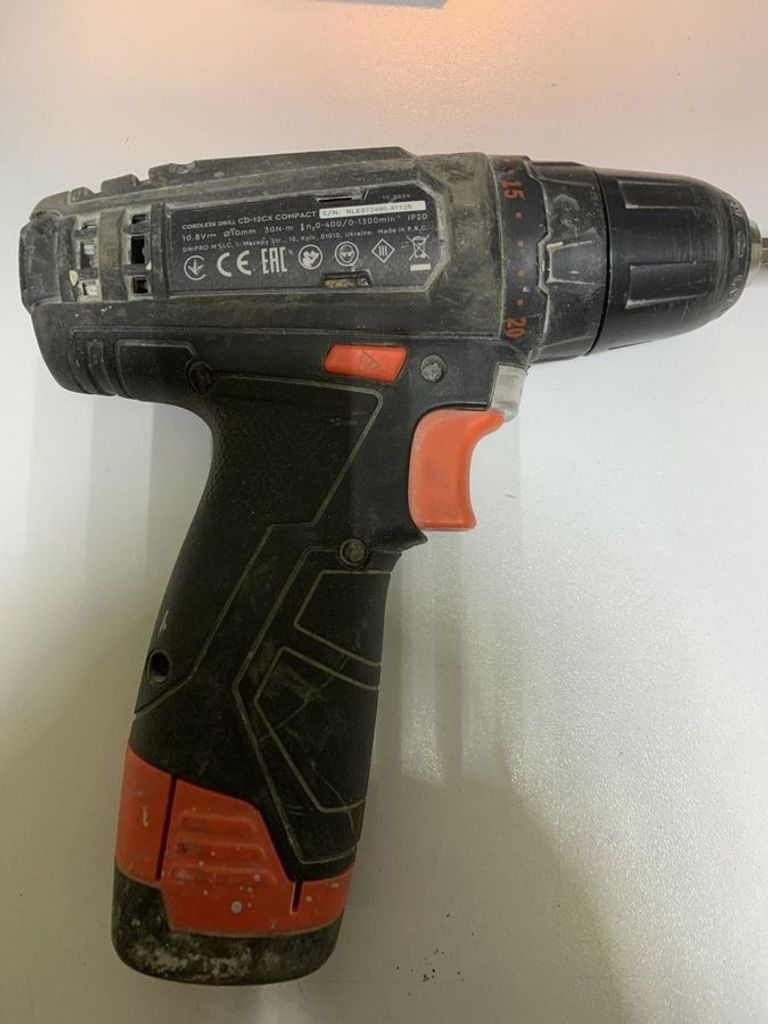 Дешево Dnipro-M cd-12cx compact з ломбарду