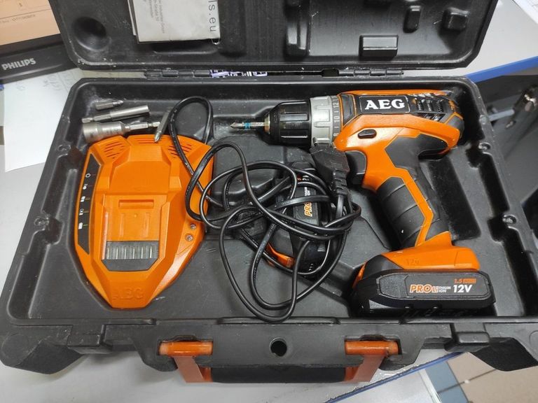 Дешево Aeg bs 12 g3 li-152c з ломбарду