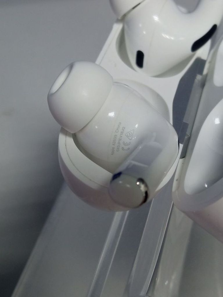 Apple airpods pro 2nd generation magsafe Код:01-200861743. Зображення 5