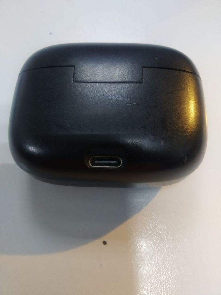 Оголошення Jbl tune 230nc Б/У