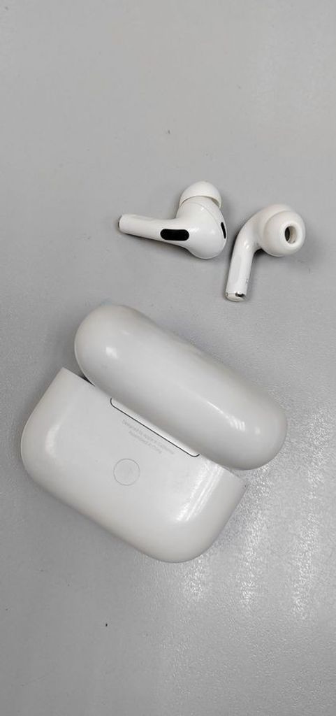 Дешиво Apple airpods pro 2nd generation magsafe с ломбарда