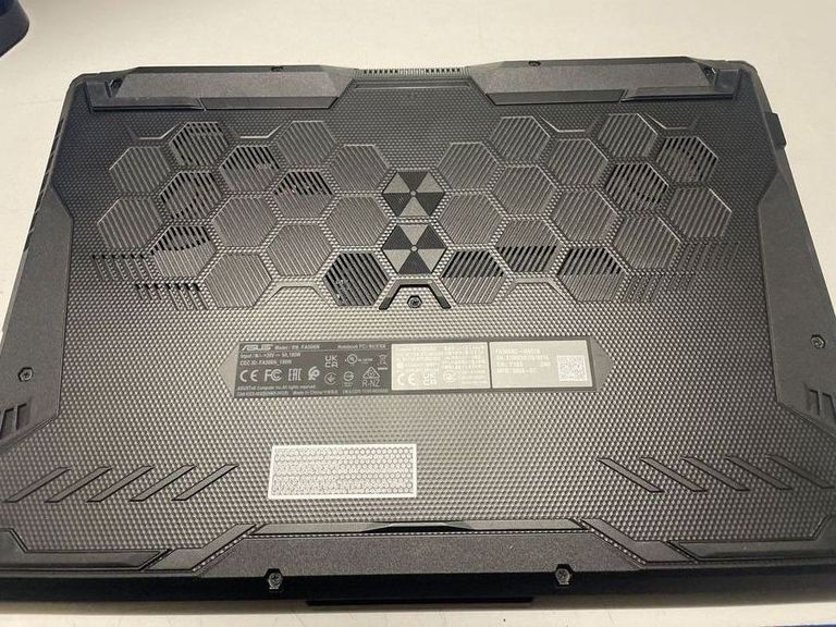 Дешиво Asus 15/ryzen 5 7535hs ddr5/16gb ddr4/hdd *відсутній/ssd 512 gb/geforce rtx3050 4gb с ломбарда