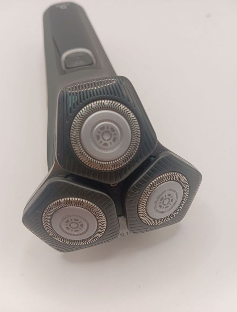 Оголошення Philips Shaver series 5000 S5587/10 Б/У