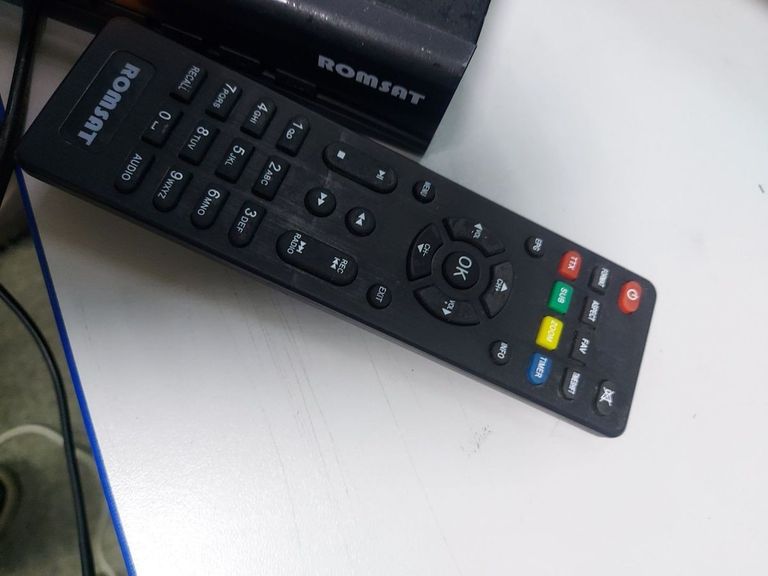 Купити Romsat T8050HD Б/У