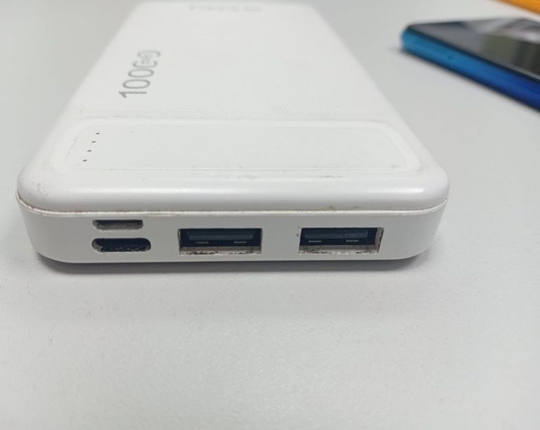 Купити Awei p5k 10000mah Б/У