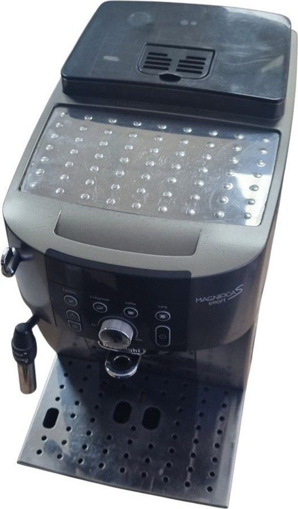 Дешиво Delonghi Magnifica S Smart ECAM 250.33.TB с ломбарда