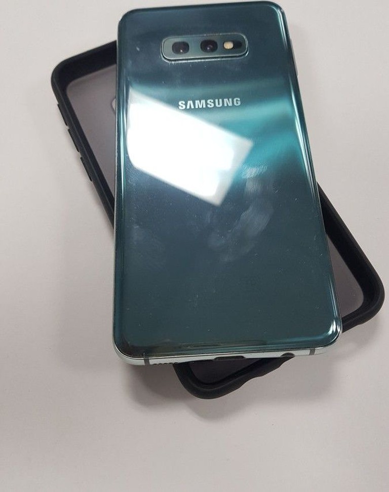 Купить Samsung galaxy s10e sm-g970 ds 6/128gb Б/У