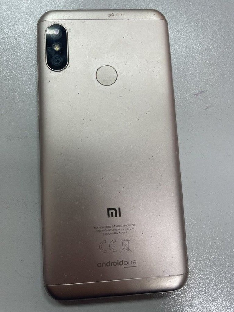 Объявление Xiaomi mi a2 lite 4/64gb Б/У
