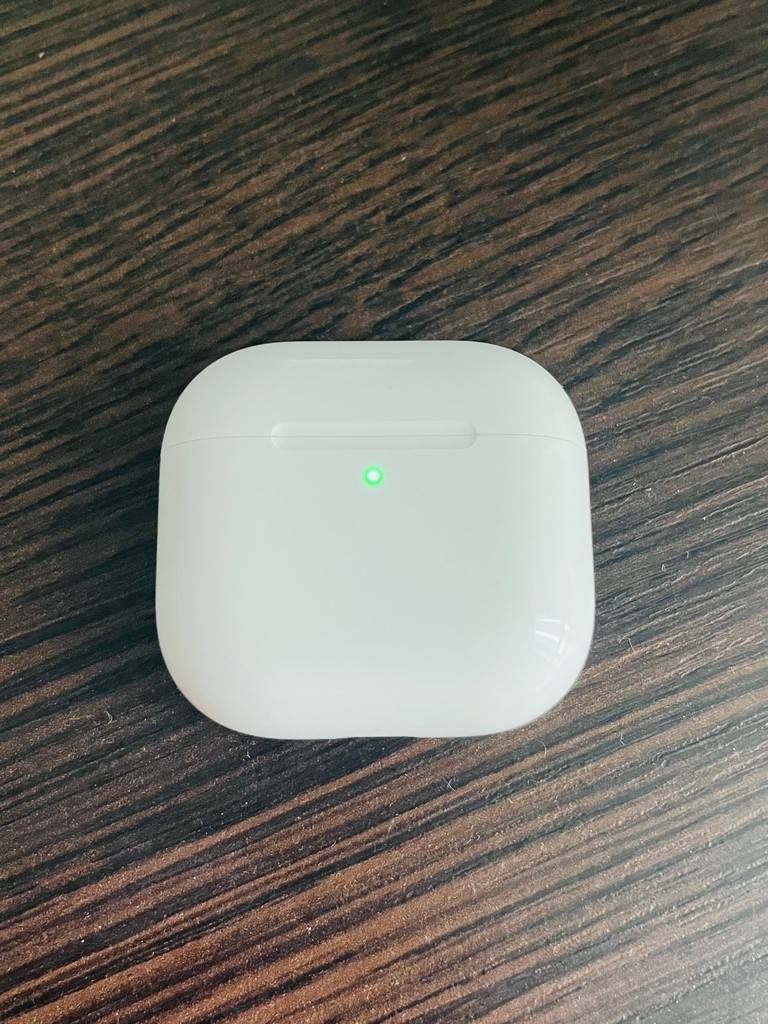Оголошення Apple airpods 4 Б/У