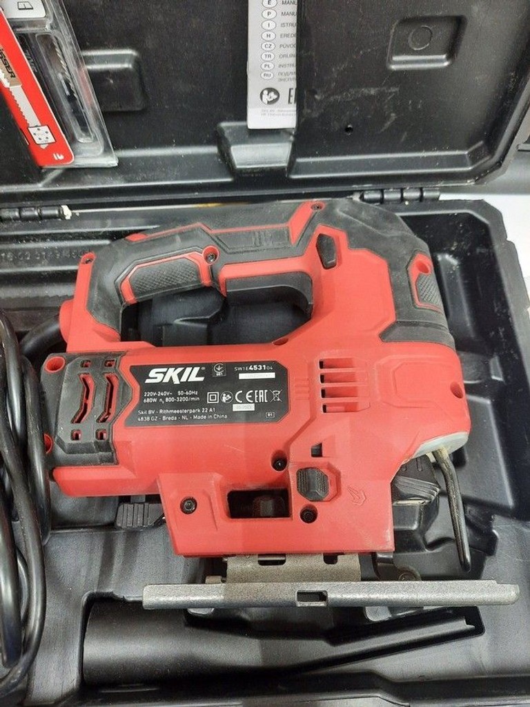 Дешево Skil SW1E4531GA з ломбарду