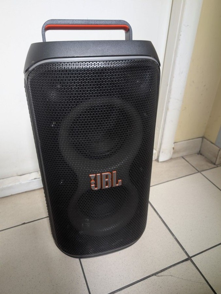 Розпродаж Jbl partybox club 120, продавець Техноскарб
