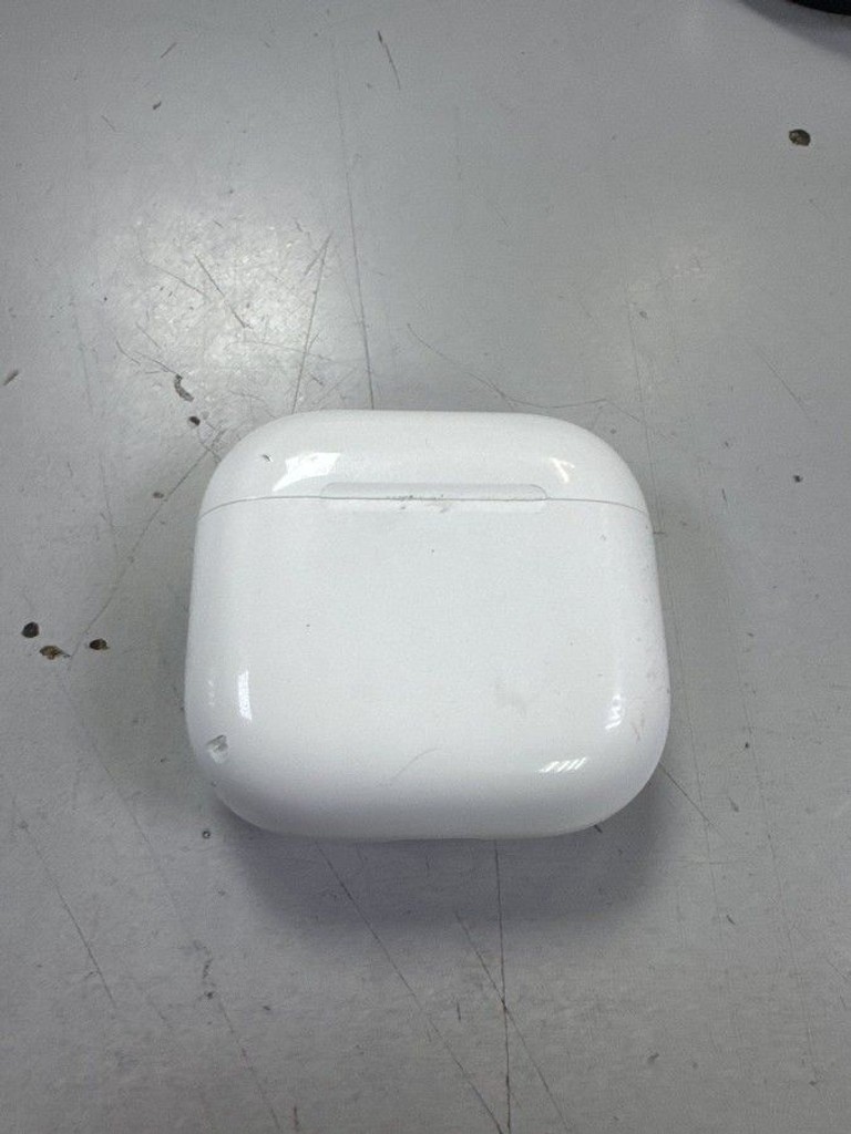 Дешево Apple airpods 4 with active noise cancellation з ломбарду