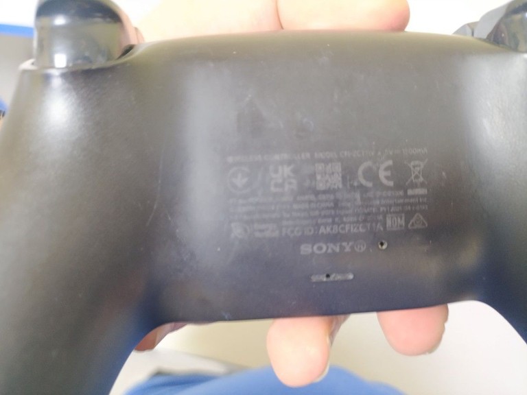 Дешево Sony DualSense Black з ломбарду