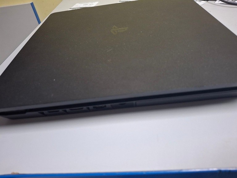 Дешево Sony playstation 4 slim 1tb / 2 контролери з ломбарду
