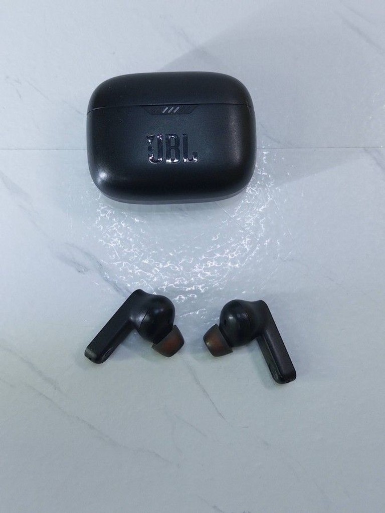Оголошення Jbl tune 230nc Б/У