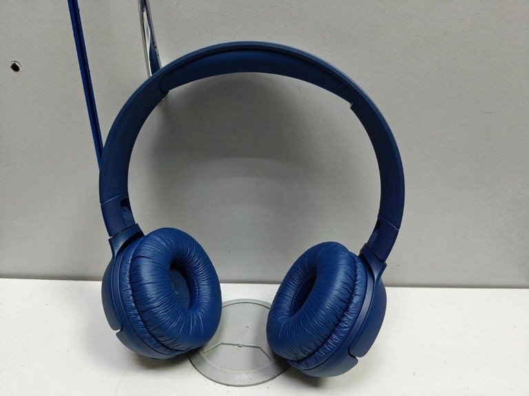 Дешиво Jbl tune 510bt с ломбарда