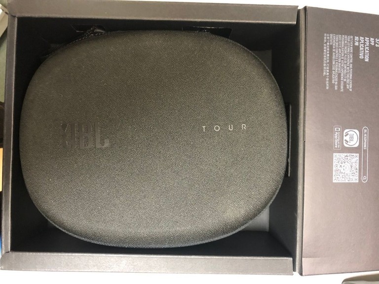 Оголошення Jbl tour one m2 Б/У