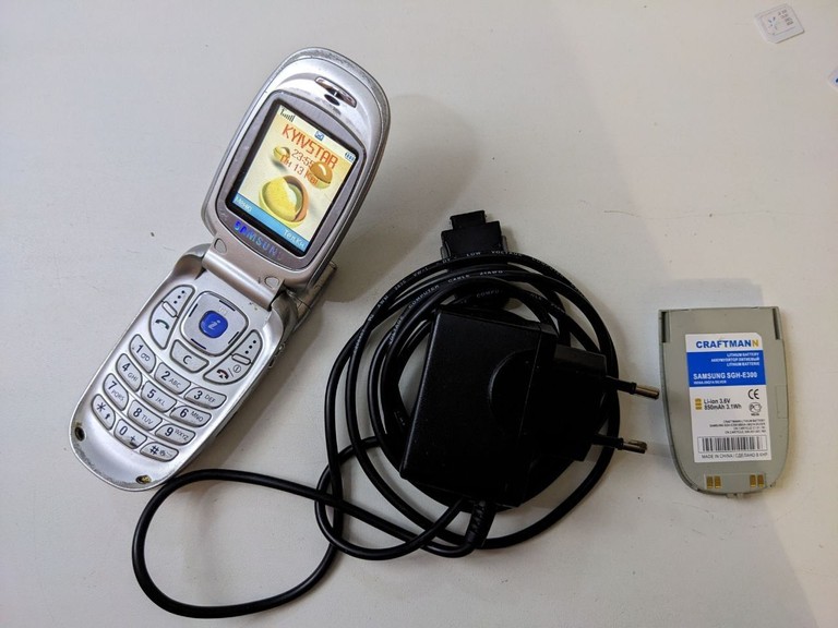 Samsung e300 Код:null. Зображення 9